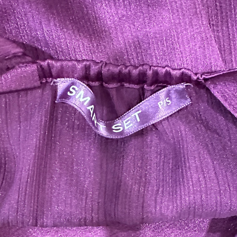 Smart Set Deep Purple Top - Picture 2 of 3
